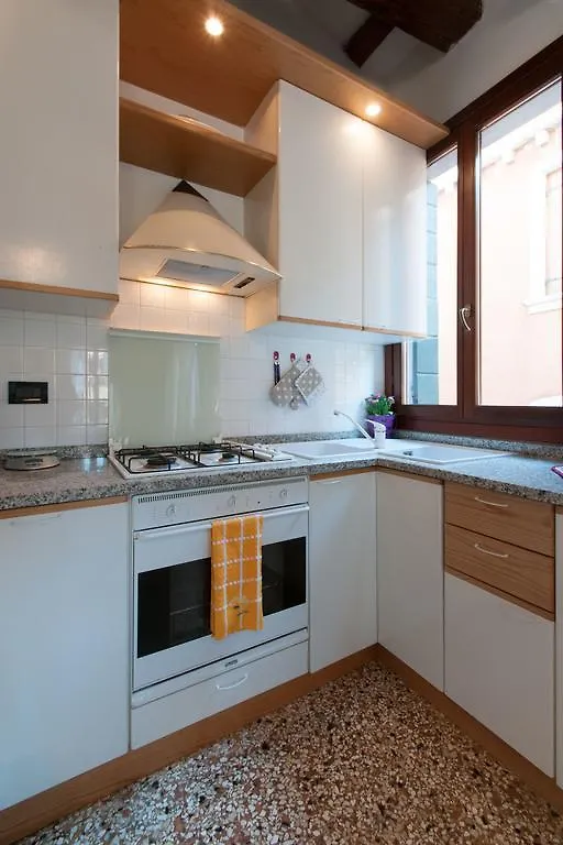 Ve-Nice Suite Giuffa C4834 베니스